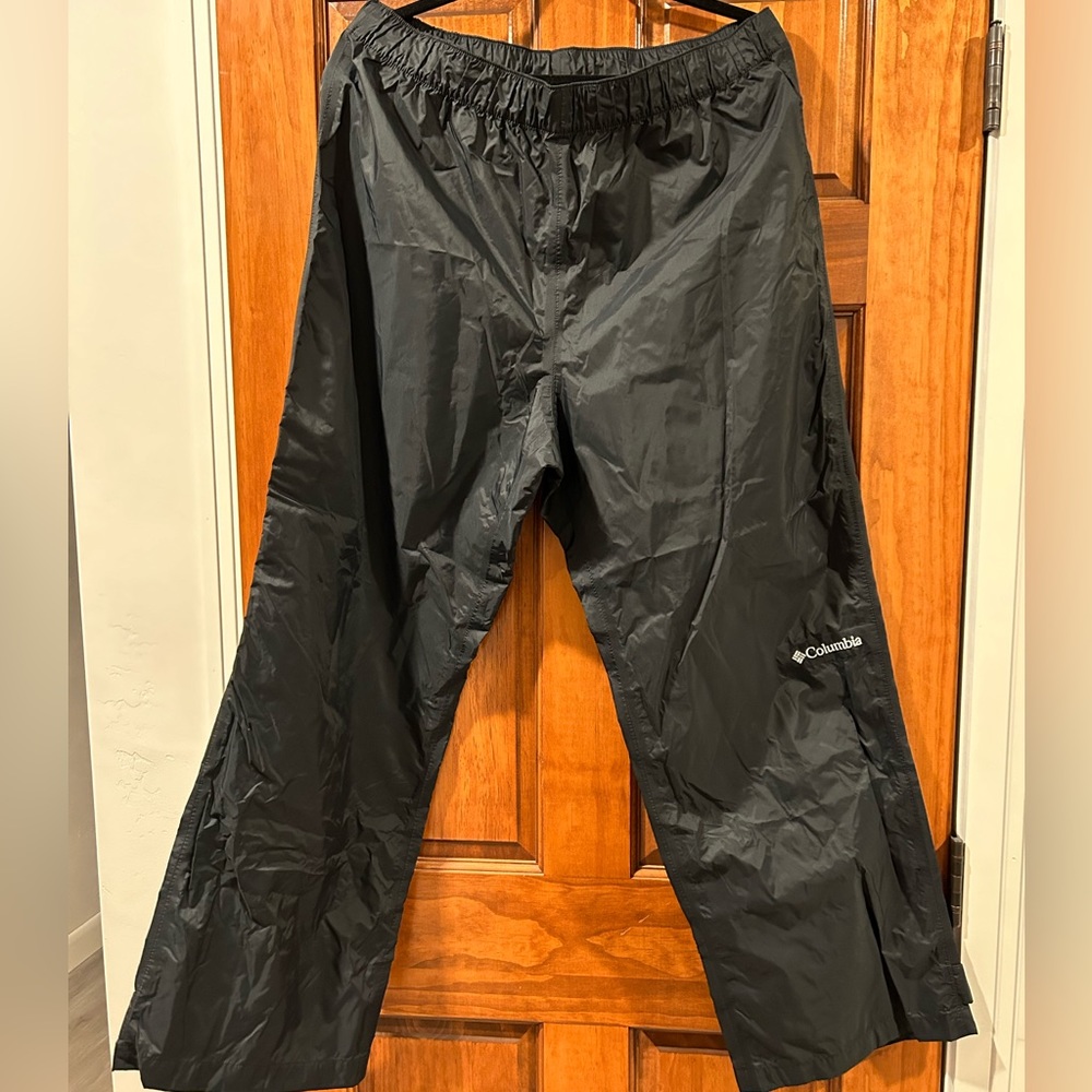 Columbia Brand Waterproof Pants Mens Large or Women’s XL